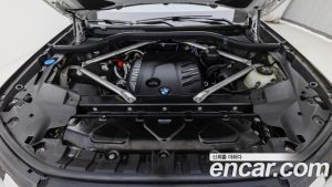 BMW X7 xDrive 40d Design Pure Excellence 7-Seater 2023 года из Южной Кореи