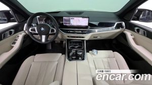 BMW X5 xDrive 40i M Sport 2025 года из Южной Кореи