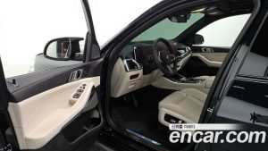 BMW X5 xDrive 40i M Sport 2025 года из Южной Кореи