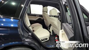 BMW X5 xDrive 40i M Sport 2025 года из Южной Кореи