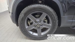 Land Rover Defender 110 D250 SE 2023 года из Южной Кореи