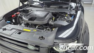 Land Rover Defender 110 D250 SE 2023 года из Южной Кореи