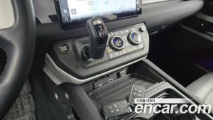 Land Rover Defender 110 D250 SE 2023 года из Южной Кореи