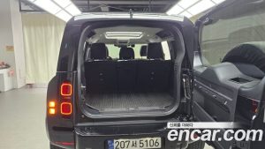 Land Rover Defender 110 D250 SE 2023 года из Южной Кореи