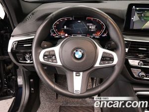 BMW 5-Series 520i M Sport 2023 года из Южной Кореи