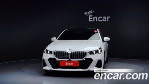 BMW 5-Series 530i xDrive M Sport 2024 года из Южной Кореи