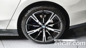 BMW 5-Series 530i xDrive M Sport 2024 года из Южной Кореи