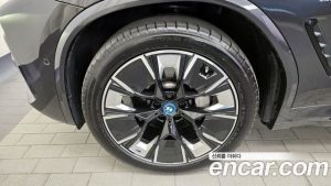 BMW iX3 M Sport 2025 года из Южной Кореи