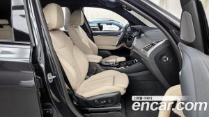 BMW iX3 M Sport 2025 года из Южной Кореи