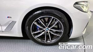 BMW 5-Series 520i M Sport 2023 года из Южной Кореи