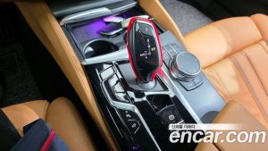 BMW 5-Series 520i M Sport 2023 года из Южной Кореи
