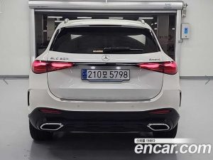 Mercedes-Benz GLC-Class GLC300 4MATIC AMG Line 2023 года из Южной Кореи