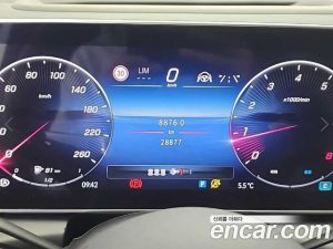Mercedes-Benz GLC-Class GLC300 4MATIC AMG Line 2023 года из Южной Кореи