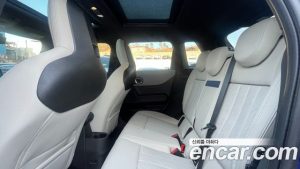 Mini Cooper 5Door Favoured 2025 года из Южной Кореи