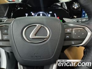 Lexus NX F-Sport 2025 года из Южной Кореи