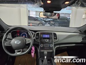 Renault-KoreaSamsung SM6 2.0 LPe SE 2025 года из Южной Кореи