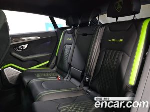 Lamborghini Urus 4.0 V8 Performante 2024 года из Южной Кореи