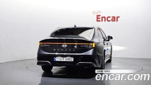 Hyundai Sonata 2.0 2024 года из Южной Кореи