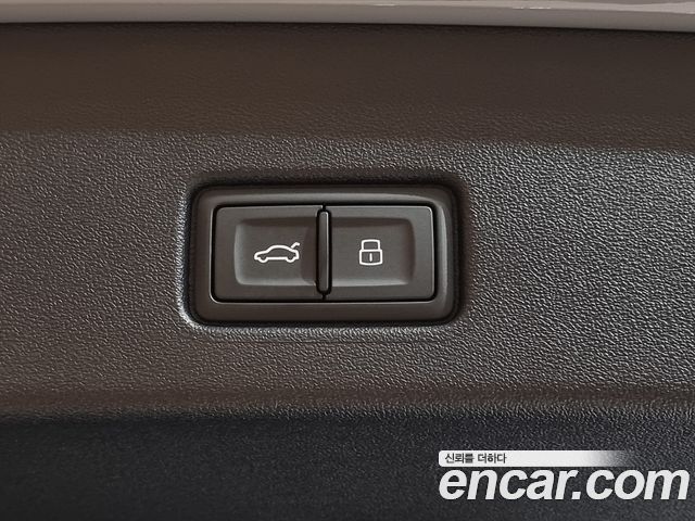 41053452_018.jpg Audi Q4 e-tron 45 Premium 2025 года из Южной Кореи