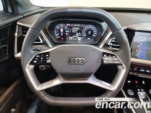 Audi Q4 e-tron 45 Premium 2025 года из Южной Кореи