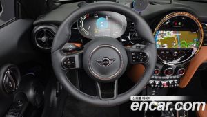 Mini Cooper Convertible CLASSIC 2024 года из Южной Кореи