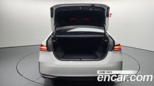 BMW 5-Series 530i xDrive 2024 года из Южной Кореи