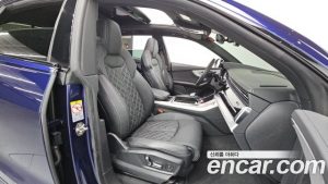 Audi Q8 55 TFSI 4WD Premium 2023 года из Южной Кореи