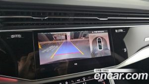 Audi Q8 55 TFSI 4WD Premium 2023 года из Южной Кореи