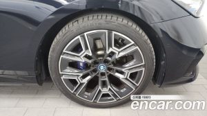 BMW 5-Series 530e M Sport 2024 года из Южной Кореи
