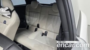 Mini Cooper Favoured 2025 года из Южной Кореи