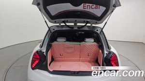 Mini Cooper Favoured 2025 года из Южной Кореи