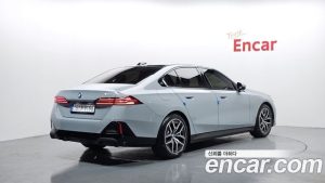 BMW 5-Series 520i M Sport 2025 года из Южной Кореи