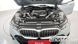BMW 5-Series 520i M Sport 2025 года из Южной Кореи