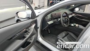 BMW 5-Series 520i M Sport 2025 года из Южной Кореи