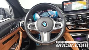 BMW 5-Series 520i M Sport 2023 года из Южной Кореи
