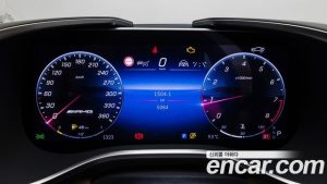 Mercedes-Benz SL-Class AMG SL63 4MATIC+ 2024 года из Южной Кореи