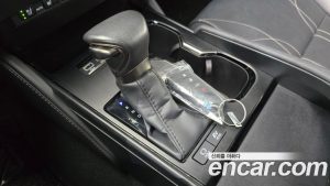 Lexus ES Luxury Plus 2023 года из Южной Кореи