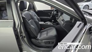 Lexus ES Luxury Plus 2023 года из Южной Кореи