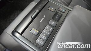 Lexus ES Luxury Plus 2023 года из Южной Кореи