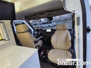 Renault-KoreaSamsung Master Camper / Mobile Office 2024 года из Южной Кореи