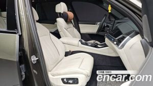 BMW X5 xDrive 40i M Sport 2025 года из Южной Кореи