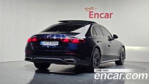 Mercedes-Benz E-Class E300 4MATIC AMG Line 2024 года из Южной Кореи