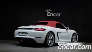 Porsche 718 2.0 2022 года из Южной Кореи