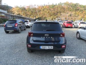 Hyundai Venue 1.6 Flux 2025 года из Южной Кореи