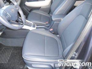 Hyundai Venue 1.6 Flux 2025 года из Южной Кореи