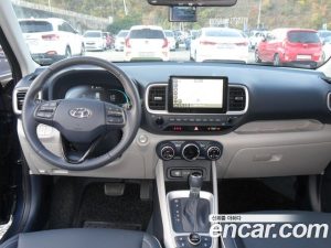 Hyundai Venue 1.6 Flux 2025 года из Южной Кореи