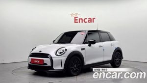 Mini Cooper 5Door CLASSIC 2024 года из Южной Кореи