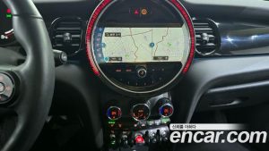 Mini Cooper 5Door CLASSIC 2024 года из Южной Кореи