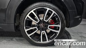 Mini Countryman JCW 2024 года из Южной Кореи
