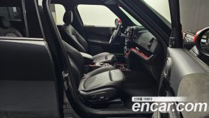 Mini Countryman JCW 2024 года из Южной Кореи